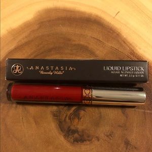 Anastasia ‘SARAFINE’ Liquid Lipstick!!